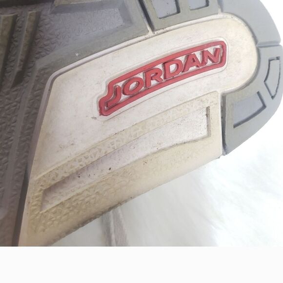 Nike Air Jordan 3 Retro Fire Red - Picture 7 of 12